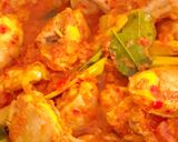 Foto langkah ke 4 dari resep Ayam Bumbu Woku.