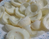 Foto del paso 1 de la receta: Huevos clásicos rellenos de atún y fritos