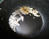 A picture of step 1 of Yogurt Yakni Mat Sushi.