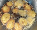 A picture of step 2 of Potato bhajiye.