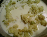 Foto del paso 3 de la receta: Coliflor con bechamel y huevos duros