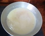 A picture of step 4 of Suji Halwa (Semolina Halwa).