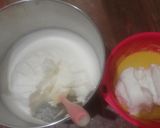 Foto langkah ke 5 dari resep Vanilla Chiffon Cake.