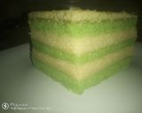 A picture of step 3 of Layered moist cake.
