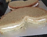 A picture of step 5 of Butterfly Cake.