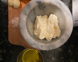 A picture of step 1 of Egg Nest with Magic Sauce.