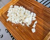 Une image de l'étape 11 de Salade de courgette, concombre, jambon blanc et feta.