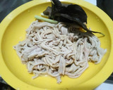 Foto langkah ke 1 dari resep Usus ayam bumbu kuning.