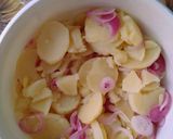 Hagyományos majonézes burgonyasaláta recept fázis 4 fotója
