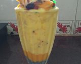 राॅयल मॅंगो मस्तानी फालूदा (mango mastani falooda recipe in marathi) रेसिपी स्टेप 3 फोटो