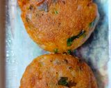 कम ऑयल मे आलू टिक्की (kam oil me aloo tikki recipe in Hindi) रेसिपी चरण 4 फोटो
