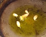 Foto del paso 1 de la receta: Pollo en el disco al ajillo
