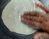 A picture of step 1 of Bajre ki roti.