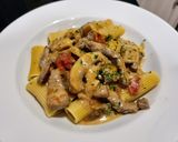 รูปขั้นตอนการทำที่ 4 ของ Stroganoff แบบง่ายจากซุปเห็ดกระป๋อง ใส่มะกะโรนี