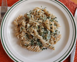 Foto del paso 5 de la receta: Pasta con salsa de acelgas y requesón con un toque de limón