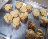 Foto langkah ke 4 dari resep Roti sobek praktis tanpa ulen, tanpa mixer.