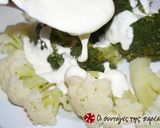 A picture of step 7 of Cauliflower and broccoli with feta cheese sauce.