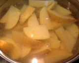 Foto del paso 4 de la receta: Gajos de patatas bravas