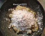 Foto langkah ke 3 dari resep Cilok Pangsit Goreng.