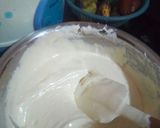 Foto langkah ke 4 dari resep Bolu jadul toping keju.