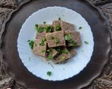 A picture of step 4 of Horse gram Dhokla.