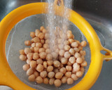 Foto del paso 2 de la receta: Garbanzos salteados a las especias! Crujientes