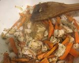 Foto del paso 1 de la receta: Arroz con pollo y vegetales