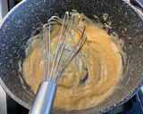 Une image de l'étape 3 de Sauce béchamel aux épices italiennes.