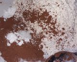 Foto langkah ke 3 dari resep Simple Choco Steam Cake Takaran Sendok.