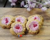 รูปขั้นตอนการทำที่ 16 ของ สูตรคุกกี้ ราสเบอรี่ ชีสเค้ก  Raspberry Cheesecake Cookies