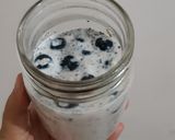 Foto langkah ke 2 dari resep Overnight Oat Blueberry Creamy.