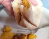 A picture of step 5 of Roasted Potato, Egg & Chz Taco/Burrito.