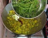 সজনে ডাঁটা দিয়ে সজনে ফুলের চচ্চড়ি(Sajna data diye sajna fuler chorchori recipe in Bengal) রেসিপির ধাপ 2 ছবি