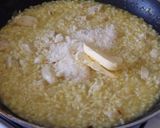Foto del paso 2 de la receta Risotto de pollo al azafrán