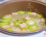 Foto langkah ke 5 dari resep Sop oyong misoa rice cooker ala anak kost.