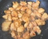 Foto langkah ke 4 dari resep Ayam Madu Minyak Wijen (Honey Sesame Chicken).