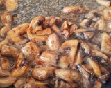 Foto del paso 4 de la receta: Filete de cerdo con champiñones 🐖