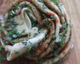 A picture of step 2 of Pudina Masala Verki Paratha.