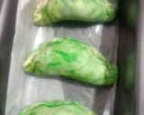 ঠান্ডাই স্টাফড বেকড গুজিয়া(thandai stuffed baked gujiya recipe in Bengali) রেসিপি ধাপ - 11 ছবি