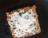 A picture of step 7 of Garlic and Cheese Bread Toast.