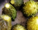 भरवां करेला (bharwa karela recipe in Hindi) रेसिपी चरण 1 फोटो