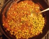 Foto del paso 3 de la receta: Aletas de calamar con arvejas en salsa brava
