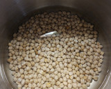 Foto del paso 1 de la receta: Cocido de garbanzos y caldo de pollo