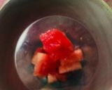 A picture of step 1 of Strawberry and watermelon juice.