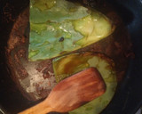 Foto del paso 5 de la receta: Tostadas de tinga