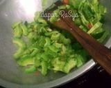 Foto langkah ke 3 dari resep Tumis Pare.