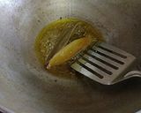 A picture of step 6 of Dahi wali bhindi.