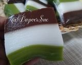 Foto langkah ke 2 dari resep Lapis Coklat Pandan Trio.