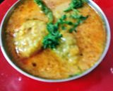 A picture of step 3 of Besan tikki in Tomato and Curd gravy.