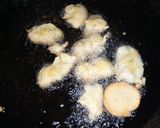 A picture of step 4 of Pakora karhi..